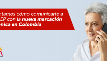 Señora hablando por celular acompañada de un texto que dice: Te contamos cómo comunicarte a FONCEP con la nueva marcación telefónica en Colombia.