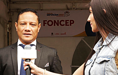 En la fotografía: John Jairo Beltrán Quiñones, Subdirector de Prestaciones Económicas de FONCEP dando respuesta a la pregunta ciudadana en la rendición de cuentas sectorial