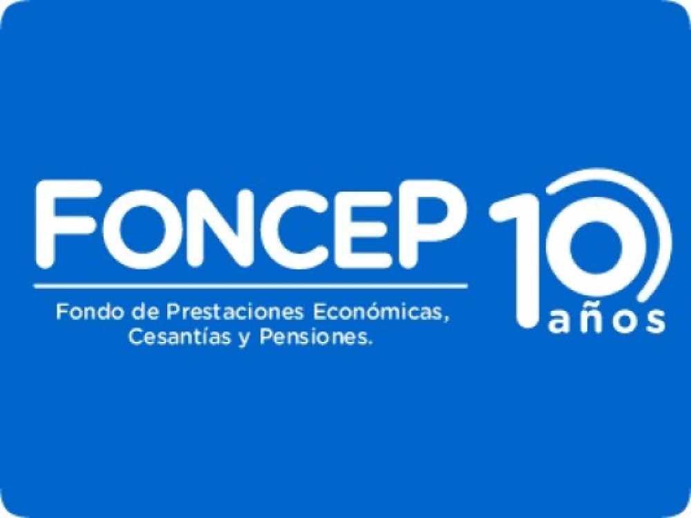 Texto que dice FONCEP 10 años en letras blancas sobre fondo azul claro